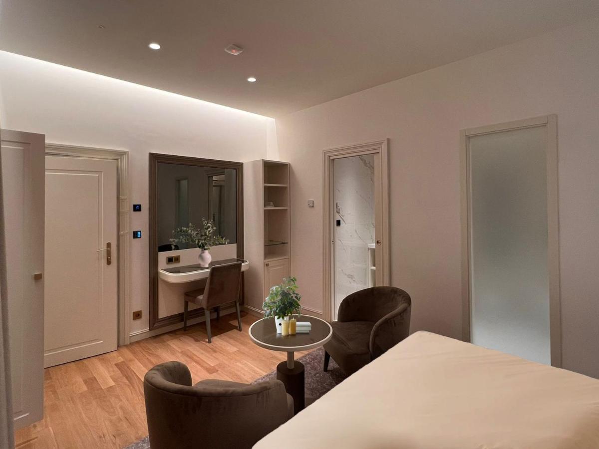Martina Suites Rom Exteriör bild