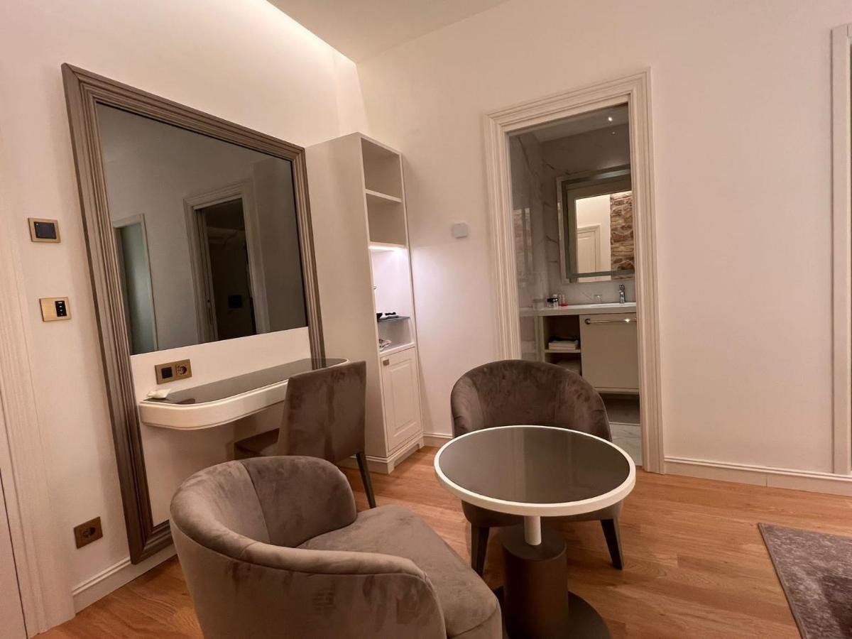Martina Suites Rom Exteriör bild