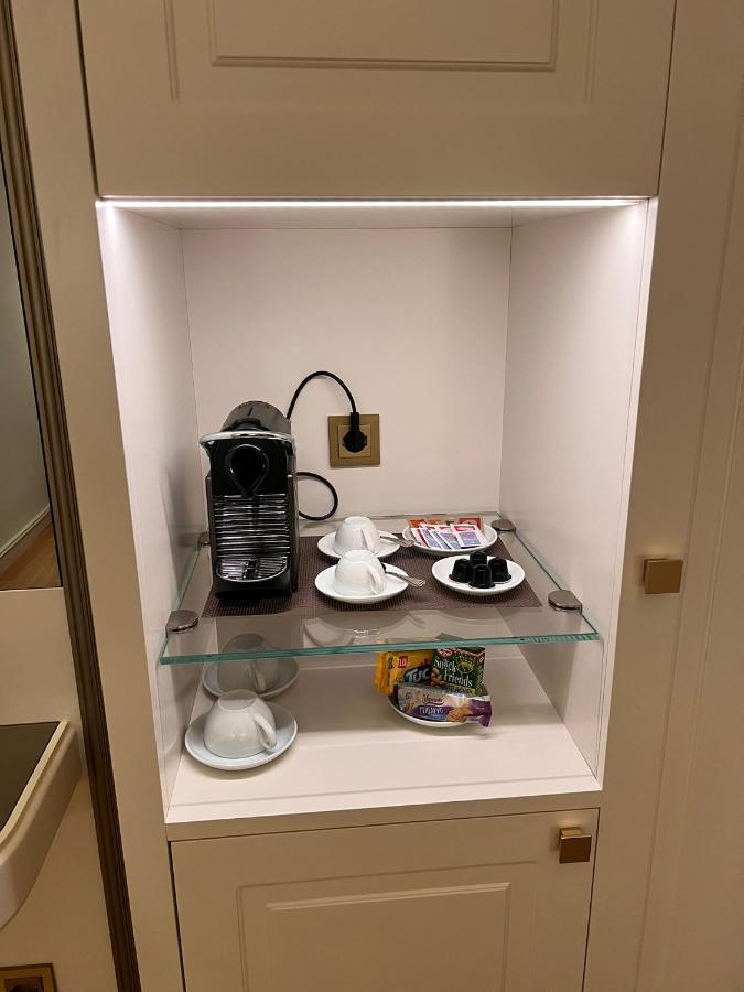 Martina Suites Rom Exteriör bild